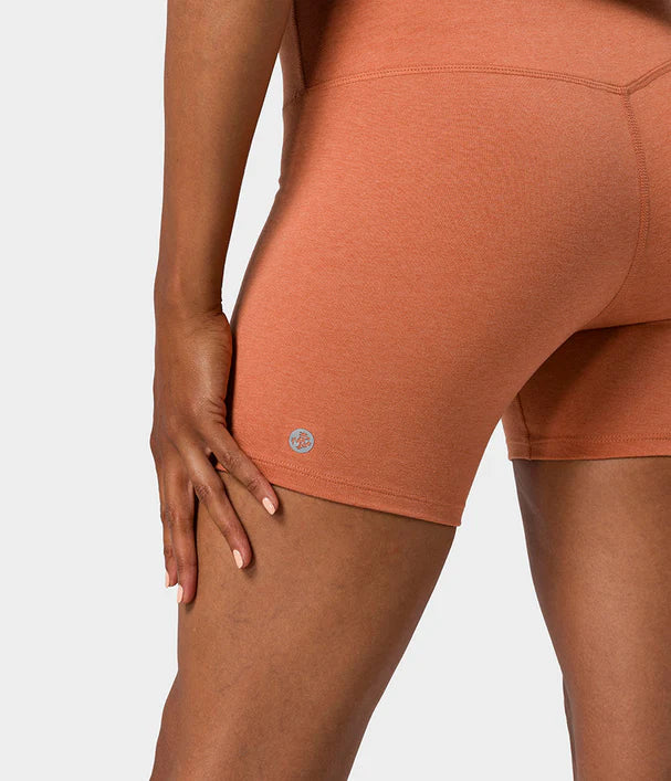 Manduka Dhara Shorts