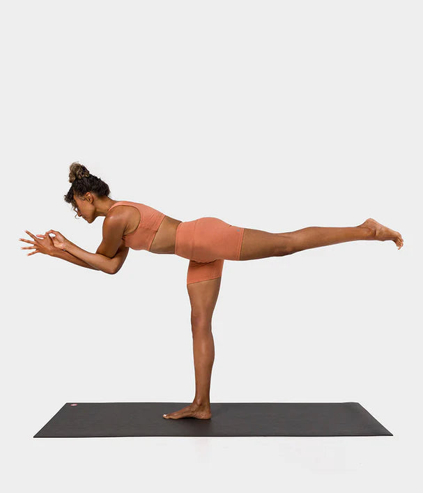Manduka Dhara Shorts